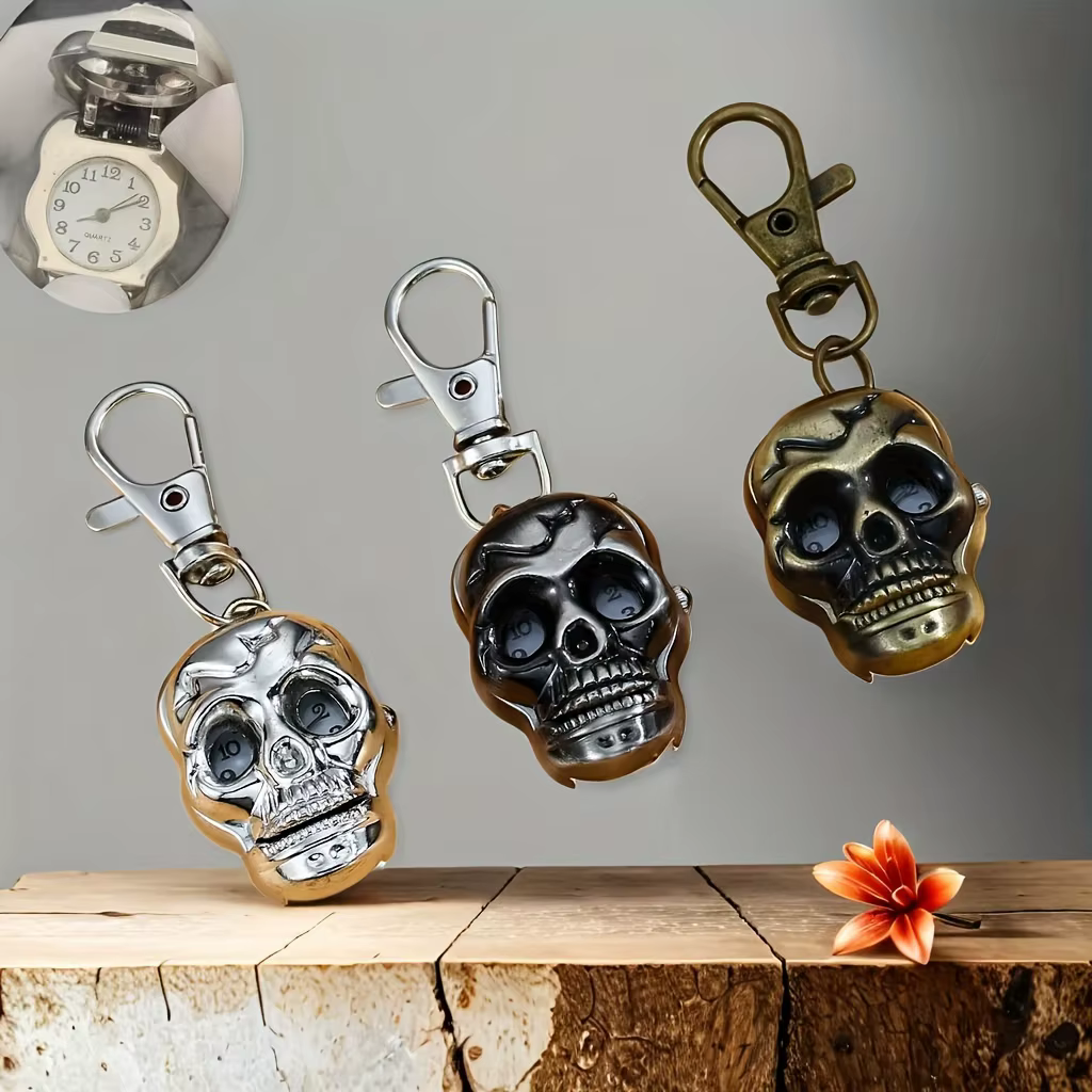 Montre suspendue tête fantôme squelette