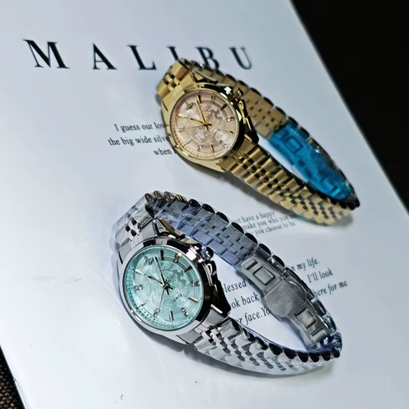 Montre pour femme SUNMATE de luxe avec cadran bleu glacé