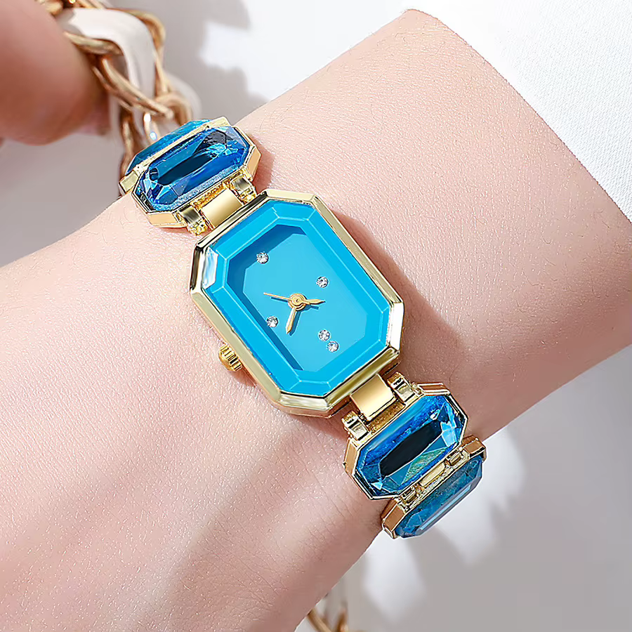 Petite montre en forme de cube de sucre