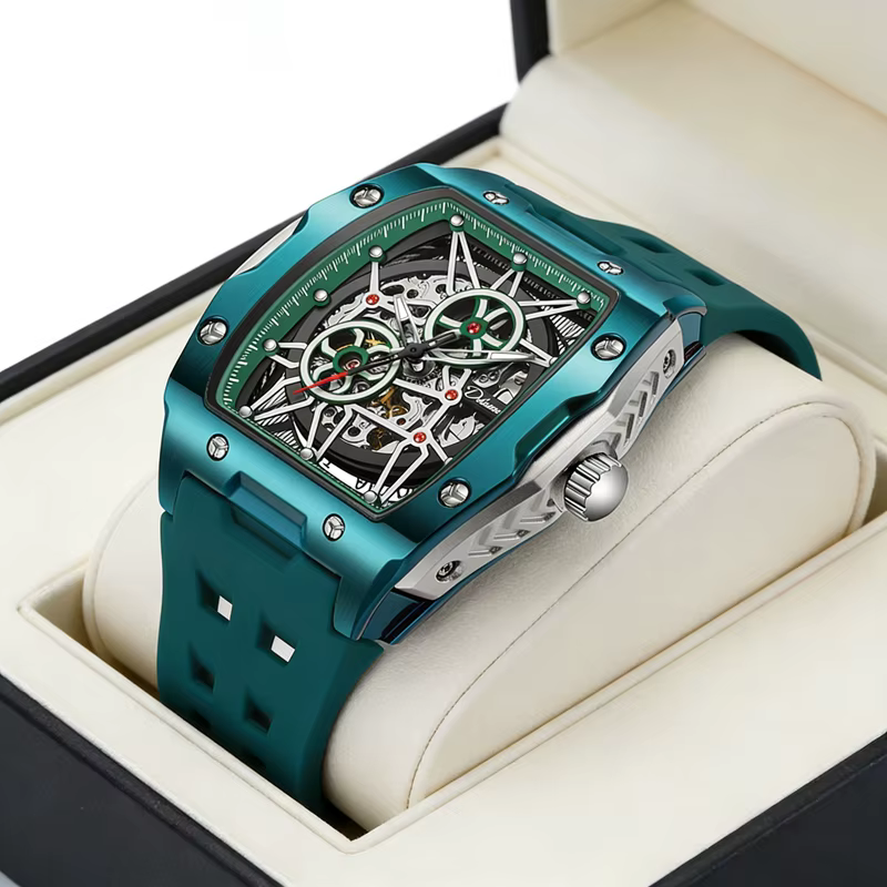 Montres pour hommes squelette lumineuses