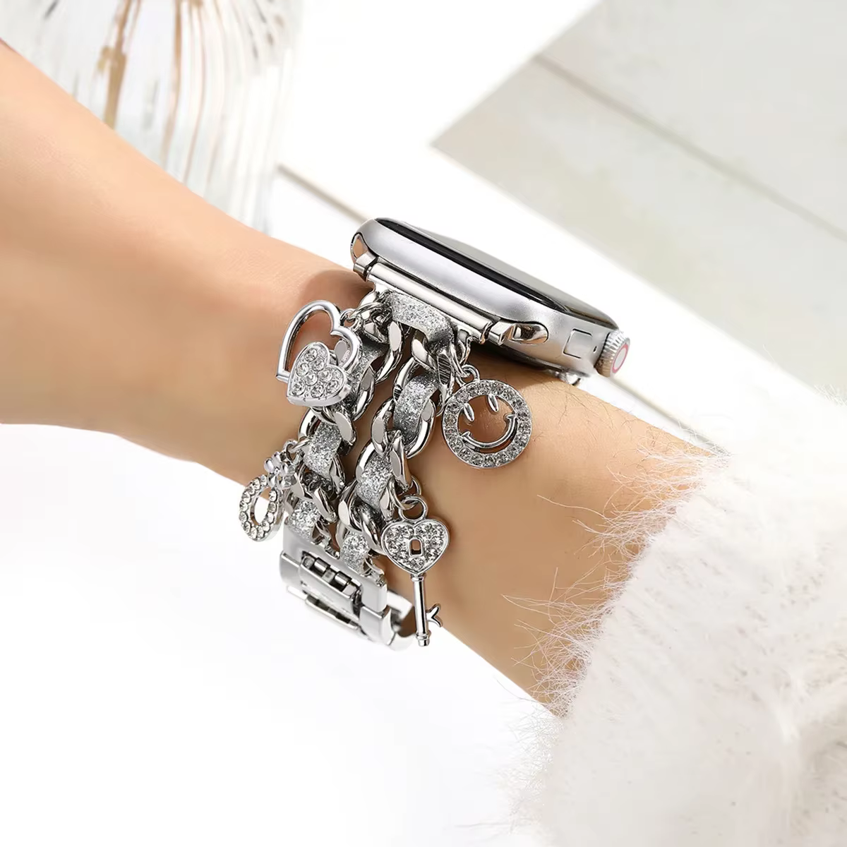 Excellent bracelet en métal pour Apple Watch