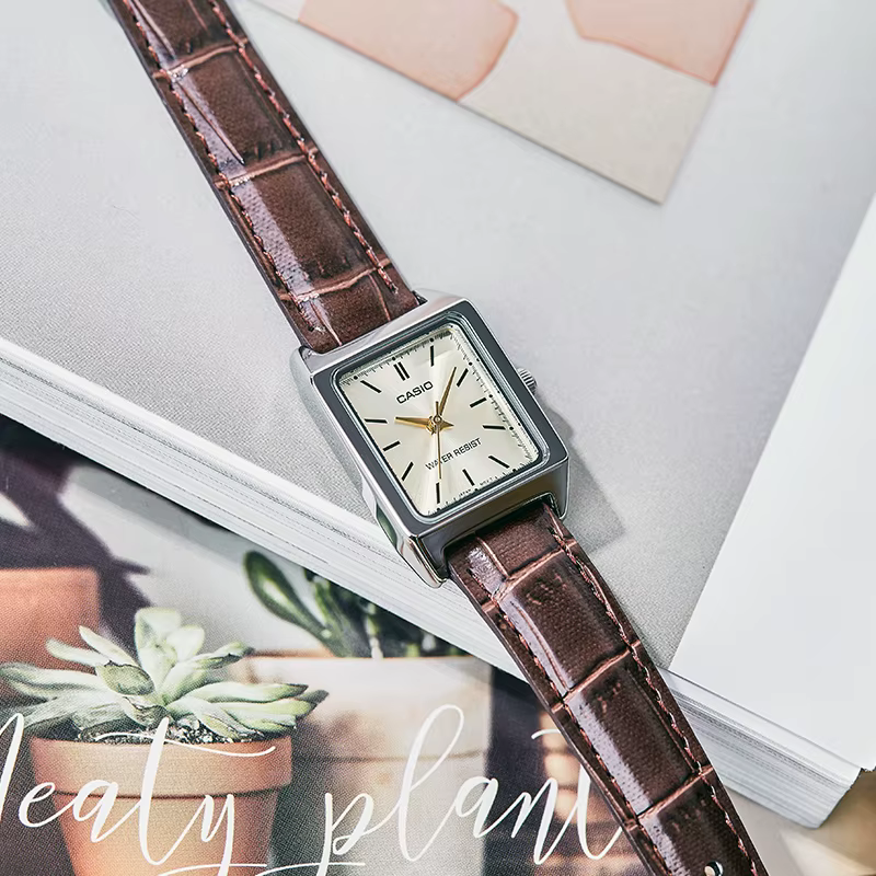 Montre Casio pour femme