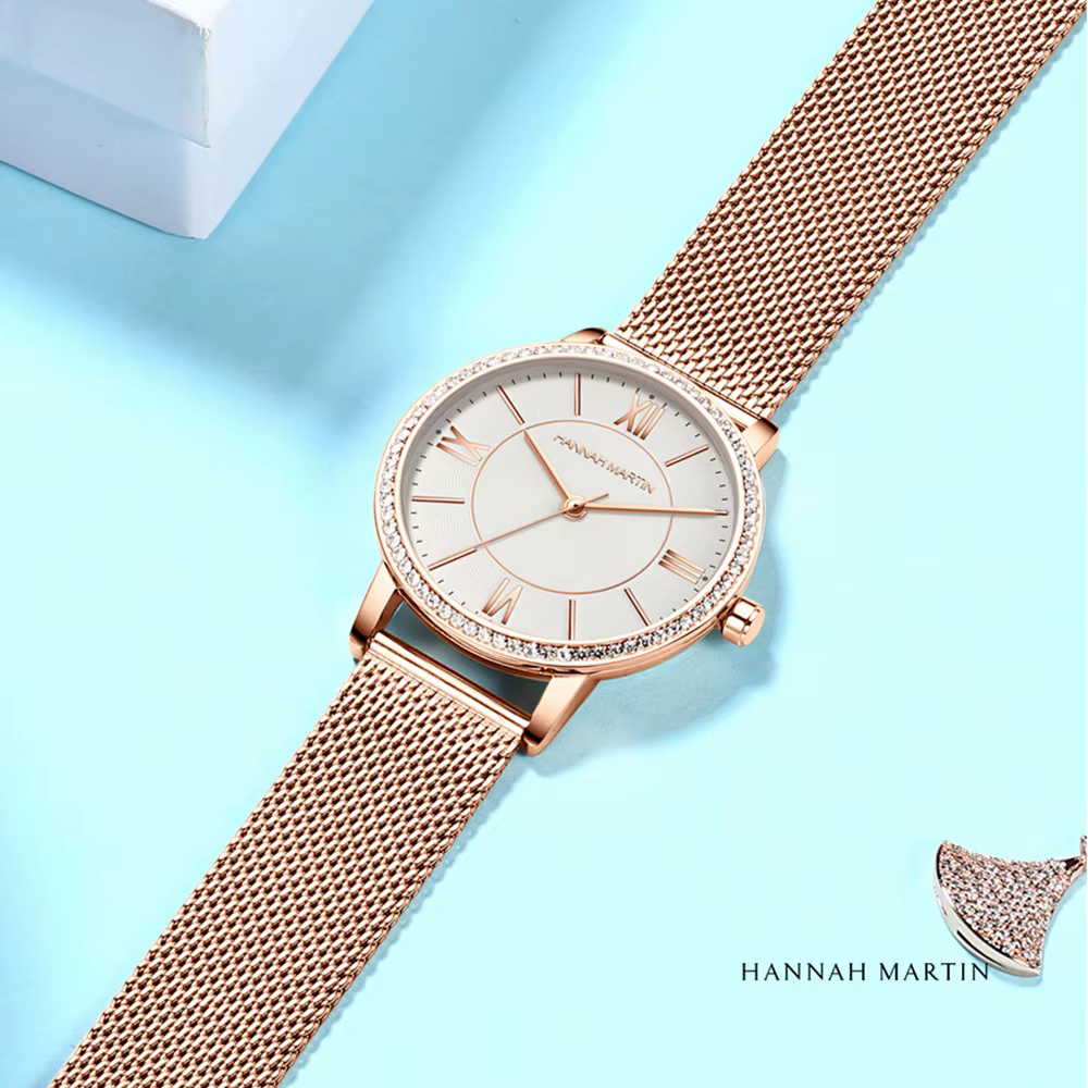 Montre célèbre pour femmes marque britannique concepteur Original mouvement japonais luxe dames en cuir strass montre-bracelet Reloj Mujer