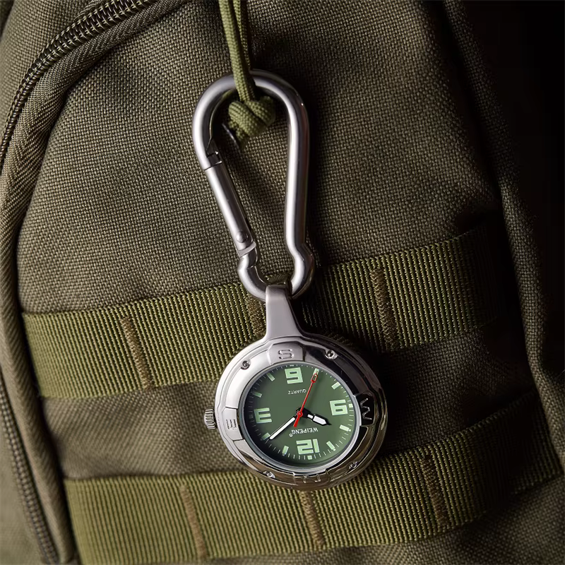 Montre de loisirs à la mode pour hommes