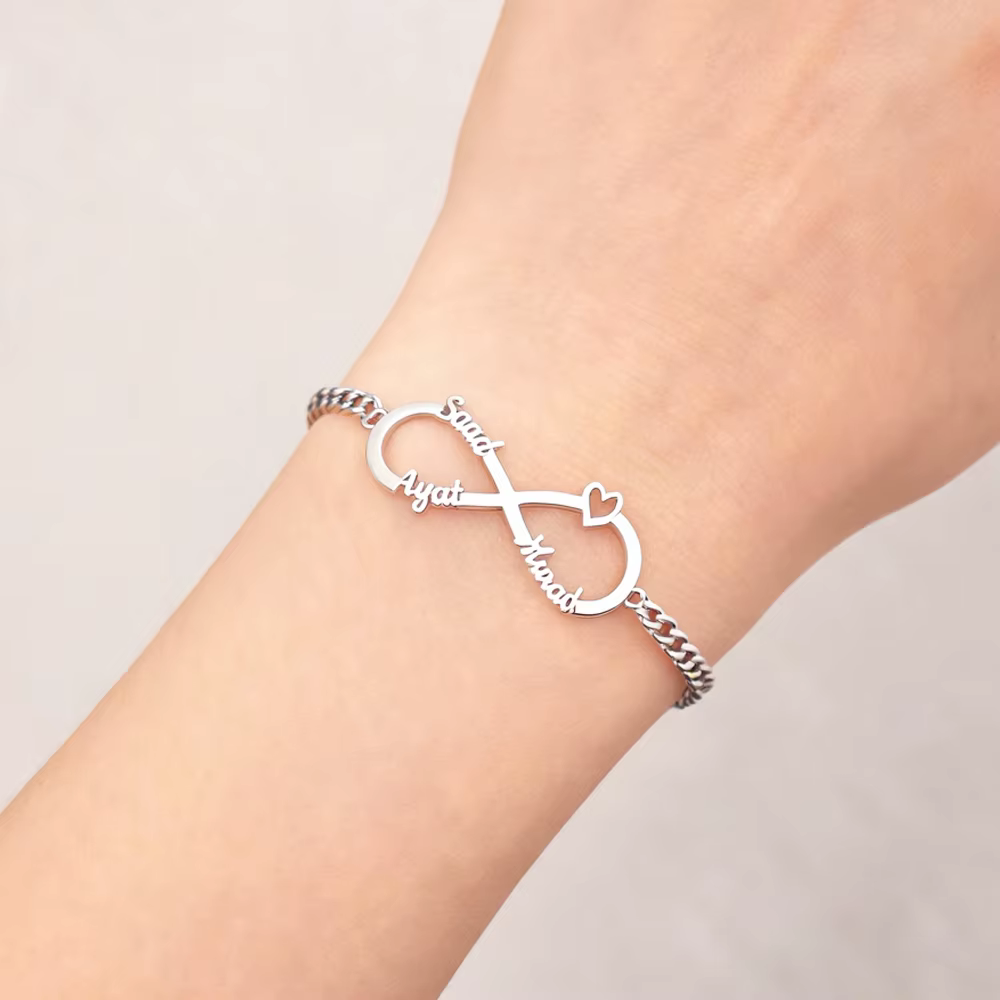 Bracelet personnalisé en acier inoxydable avec 1 à 4 noms, bracelet à breloques personnalisé pour femme, cadeau pour la famille, la petite amie