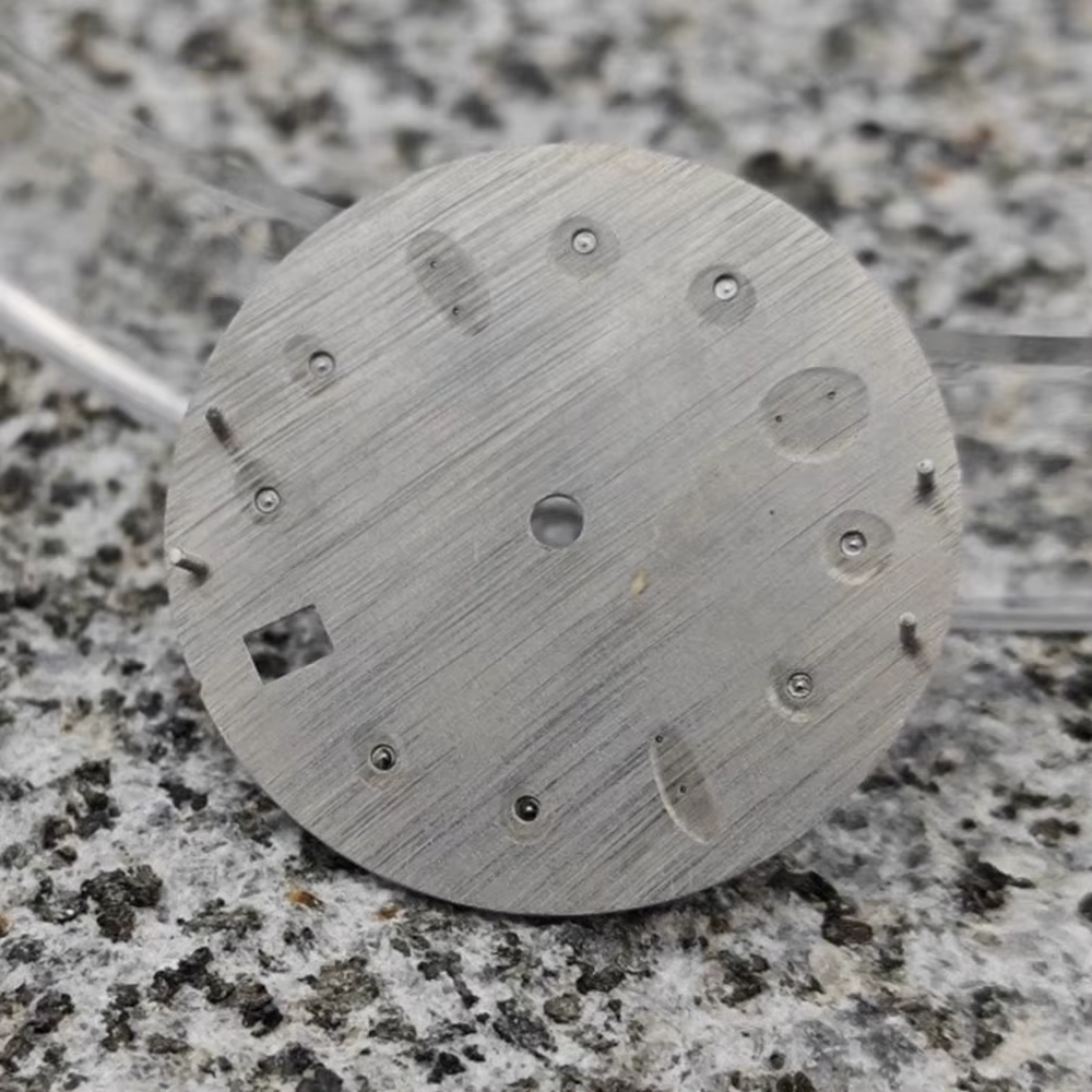 Cadran météorite avec logo douanier