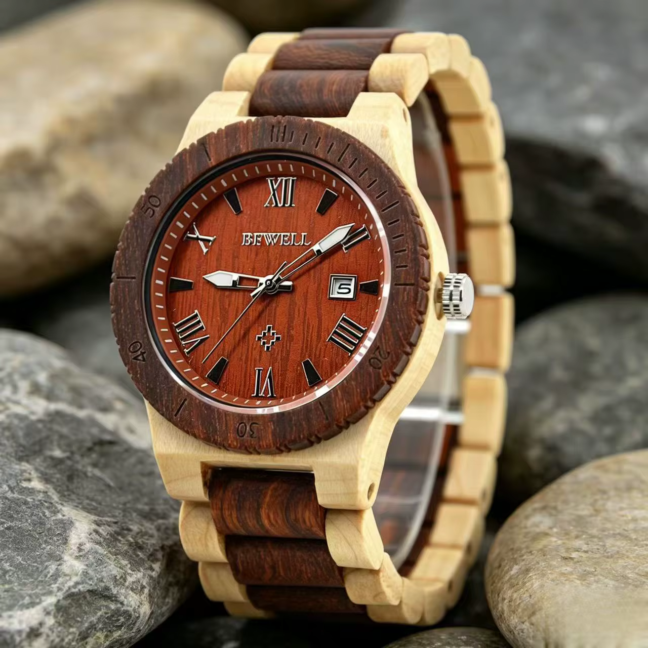 Montre Bracelet Homme en Bois Cadran Rond Faite Main Légère Date Lumineuse Quartz pour Port Quotidien Décontracté