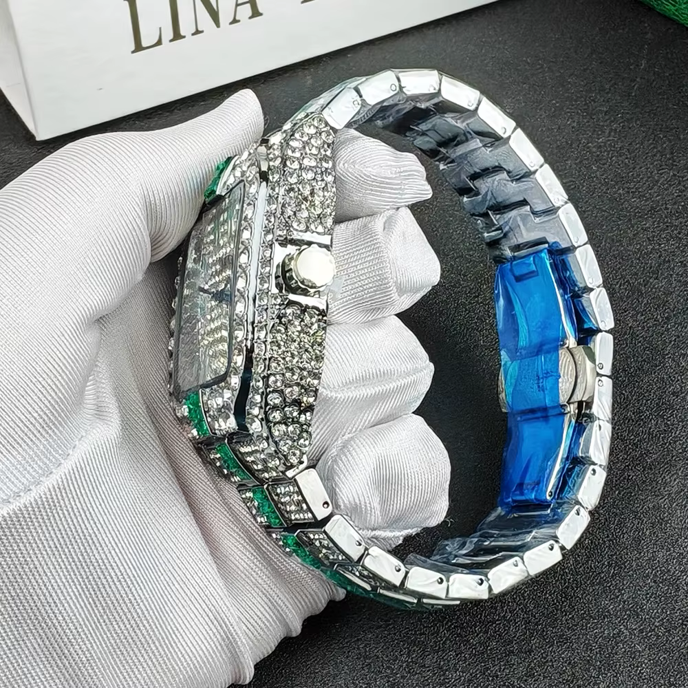 Montre en Quartz entièrement sertie de diamants pour Hommes
