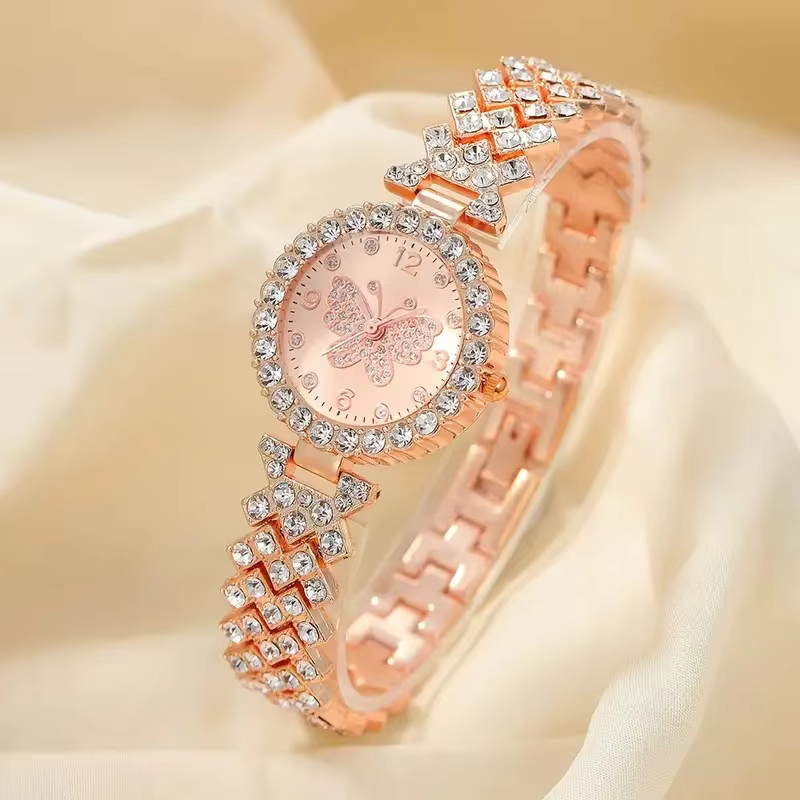 Nouvelle montre pour femme série papillon Style de mode personnalité polyvalente plein de diamants