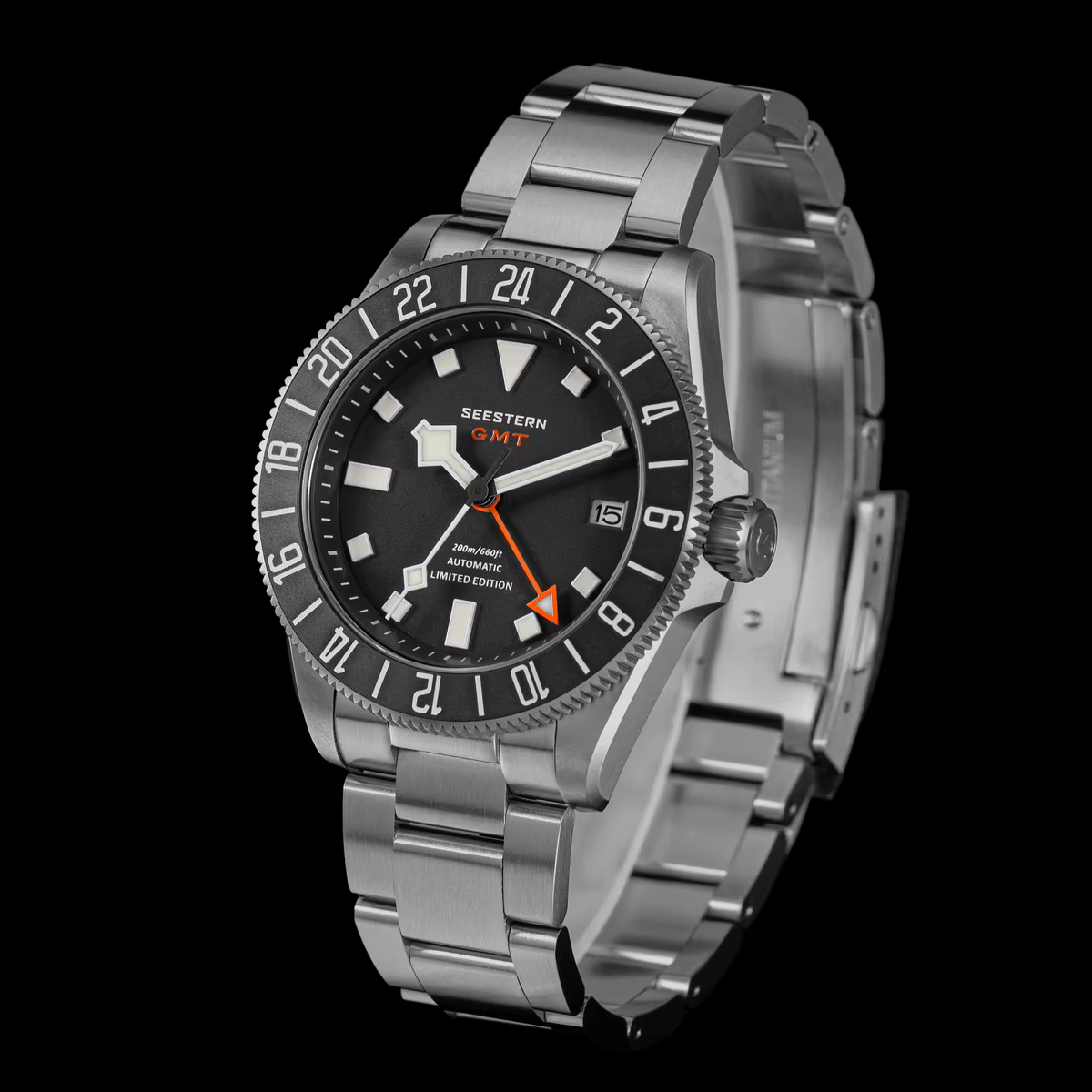 Montre de plongée en titane pour hommes