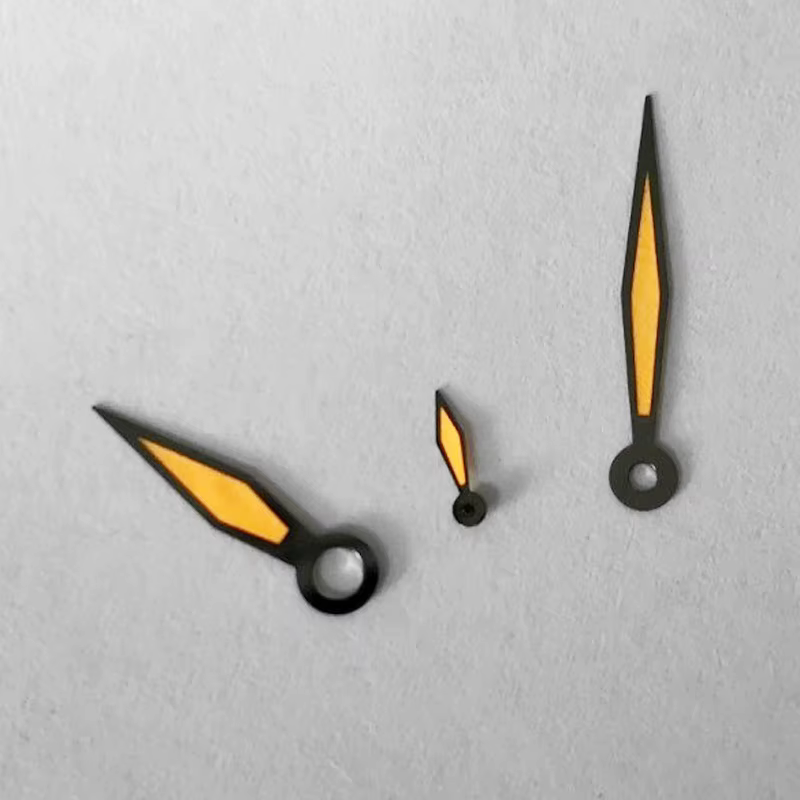 Aiguilles de montre lumineuses