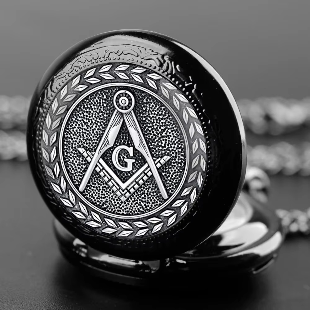 Montre de poche en forme de dôme en verre