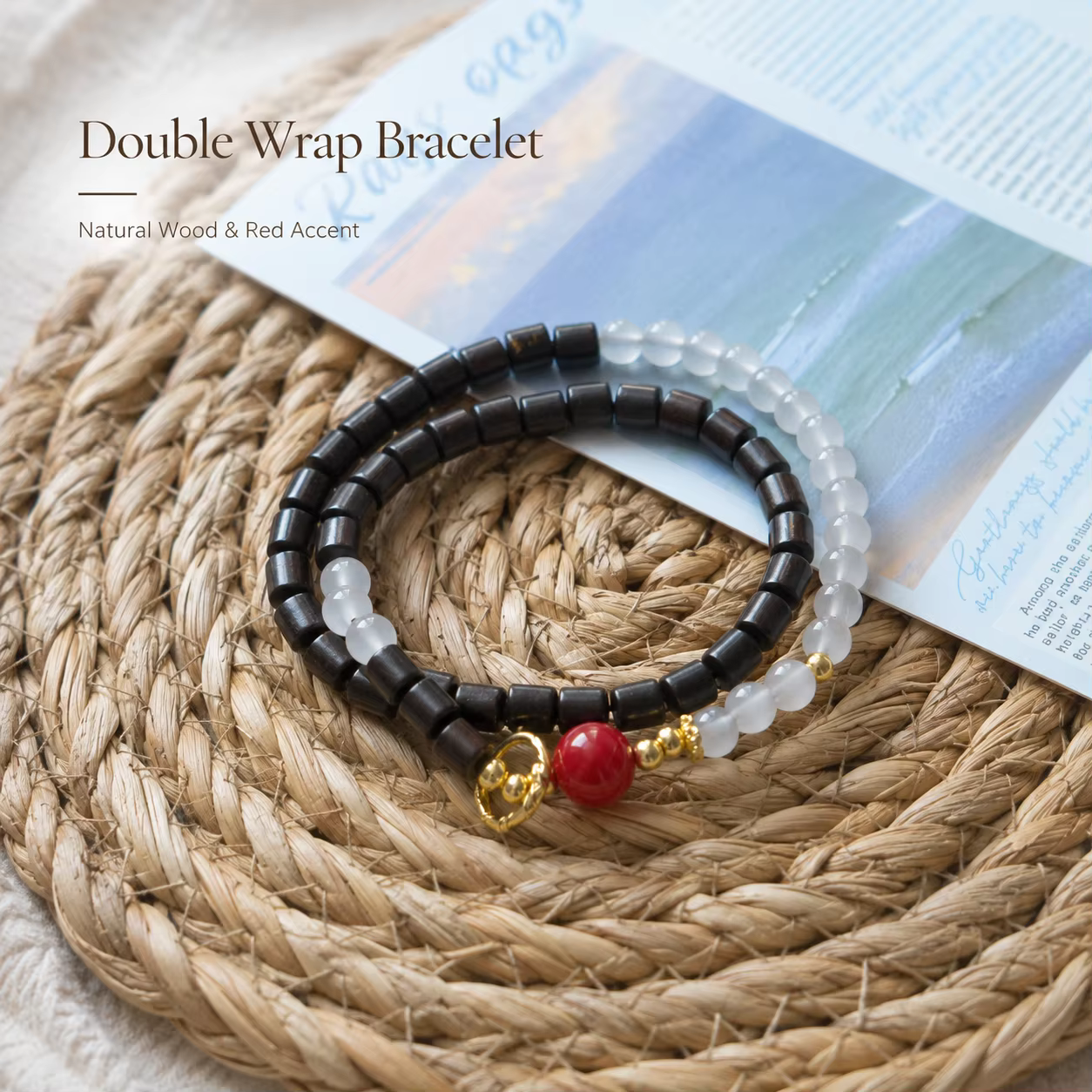 Bracelet double tour en perles de bois pour femmes et hommes, avec perle rouge et breloque dorée, bijou de poignet superposé, style fait main, cadeau
