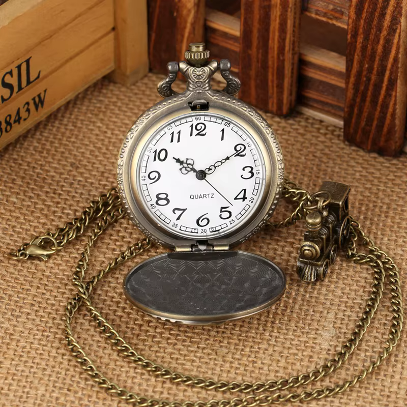 Montre de poche à Quartz avec Train Steampunk classique Vintage