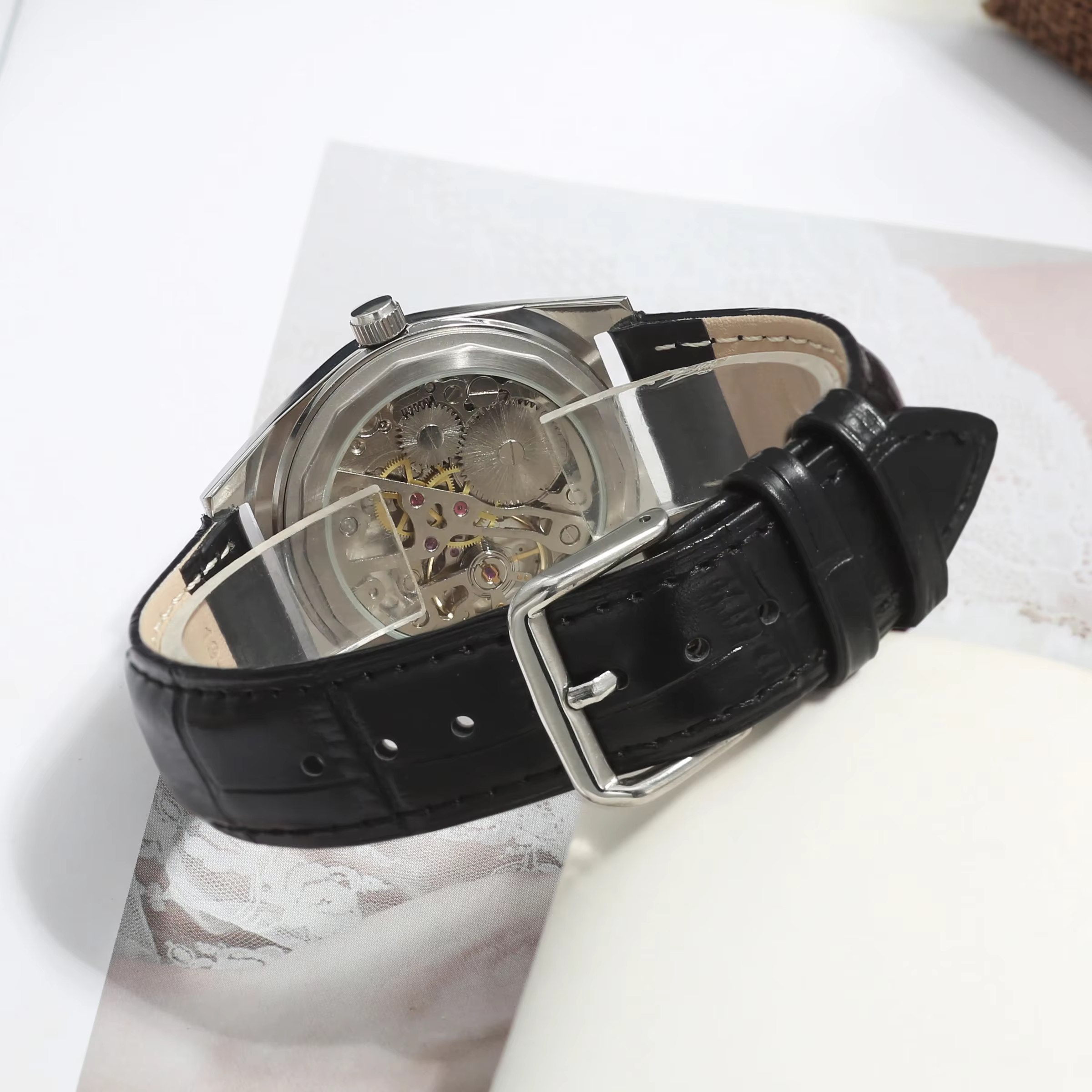 Montre mécanique pour homme 36 mm