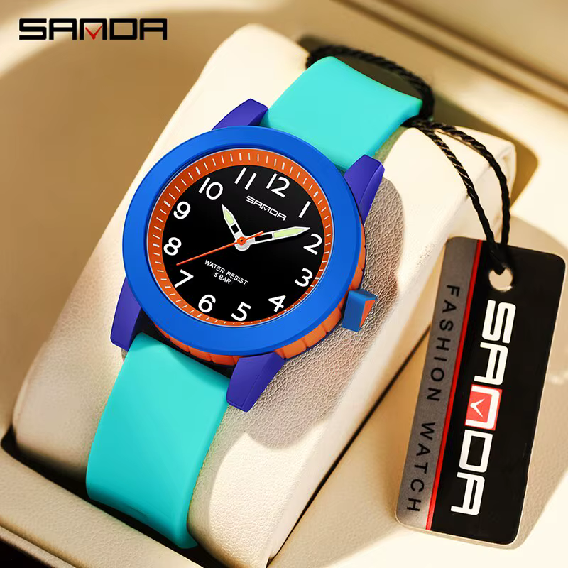 Montre-bracelet analogique à quartz en silicone pour femme
