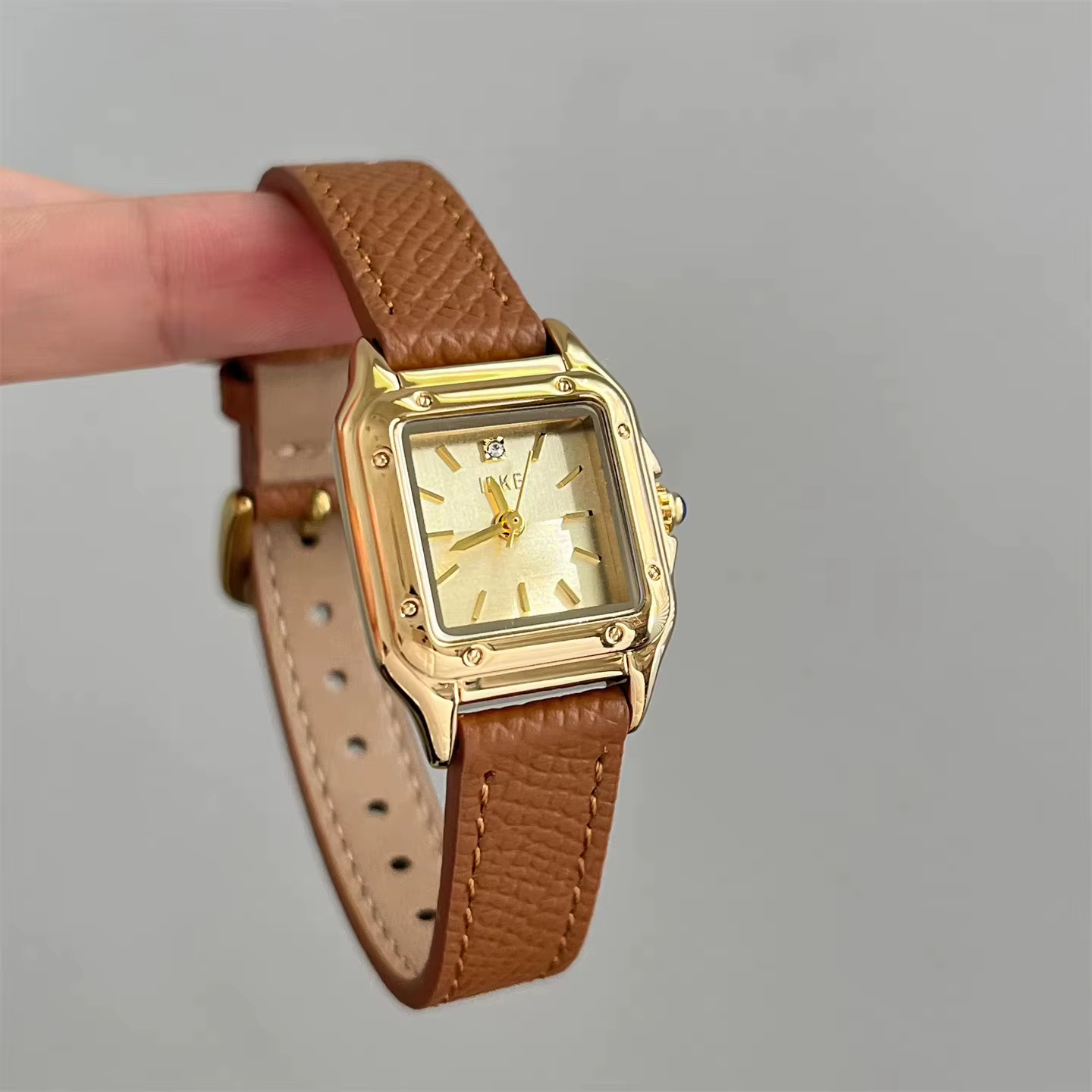 Femmes montre à Quartz Vintage or carré Orologio Reloj Mujer filles horloge dames mode Simple gris bracelet en cuir nouvelle montre-bracelet