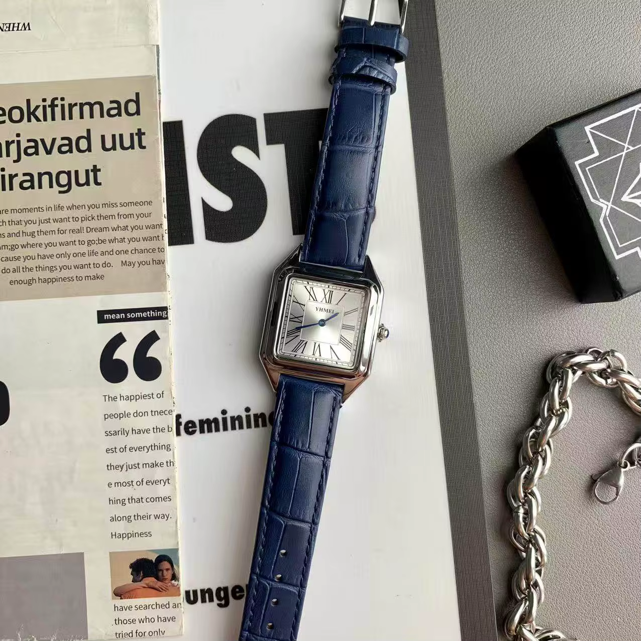 Montre à quartz YHMEI pour homme et femme
