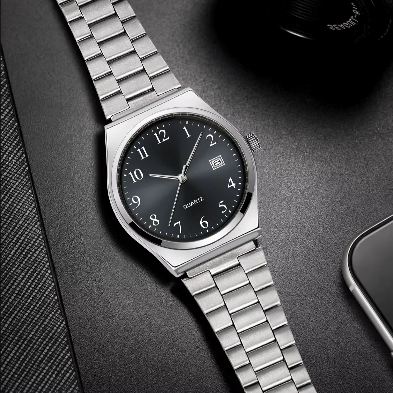 LUCKY FOX – Montre-bracelet élégante et minimaliste en acier inoxydable avec cadran noir – Cronométrage précis pour tous les jours