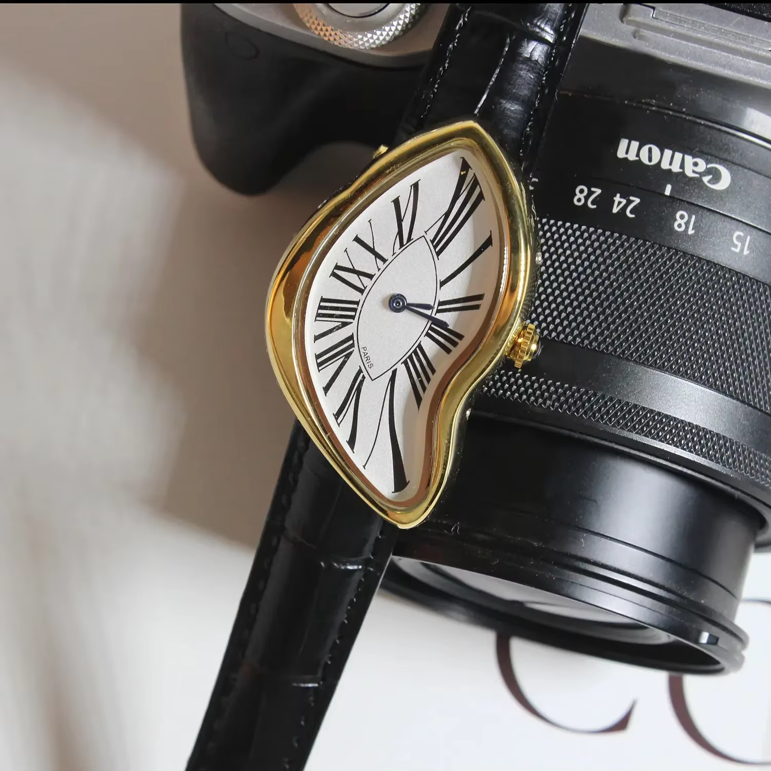 Alien Crash Melt Twist Y2K montre kiosque hommes mode