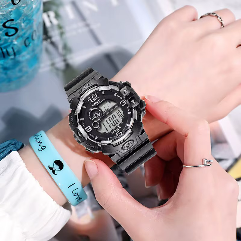 Montre-bracelet militaire étanche pour homme avec bracelet en silicone