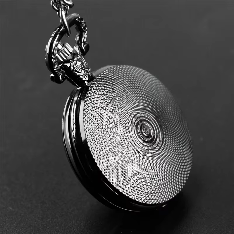 Montre de poche à quartz de moto noire vintage