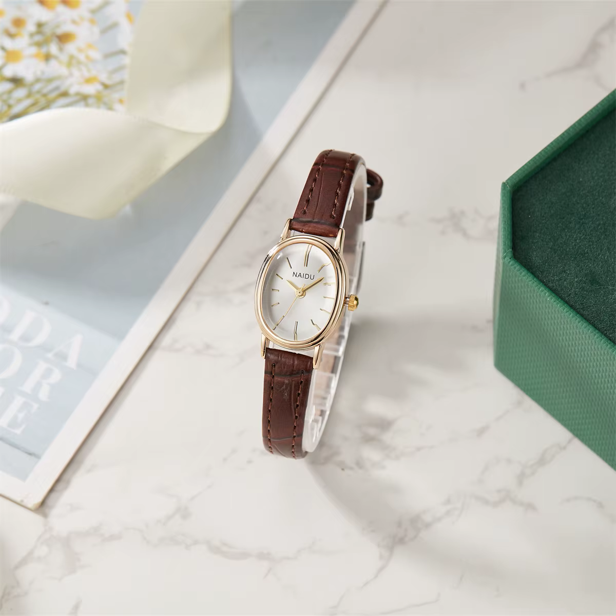Montre à quartz pour femmes