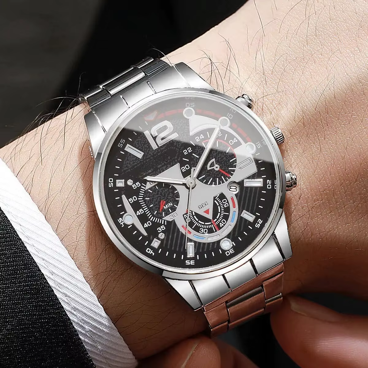Montre-bracelet analogique à quartz avec calendrier pour homme