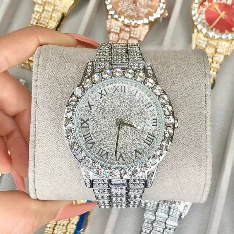 Montres plein de diamants pour femmes de luxe haut de gamme Hip Hop numéro montre à Quartz pour hommes mode acier étanche horloge montre-bracelet