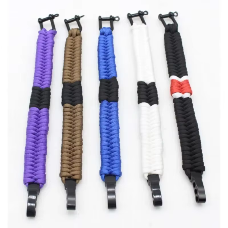 Bracelet paracorde tressé à boucle réglable en forme de U