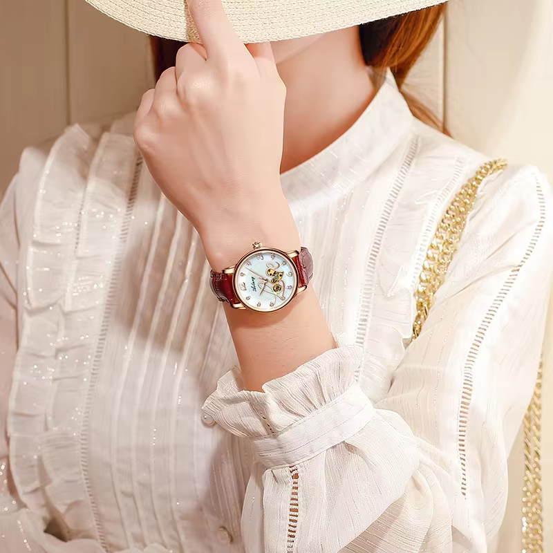 Nouvelle Montre Mécanique Squelette de Luxe pour Femme