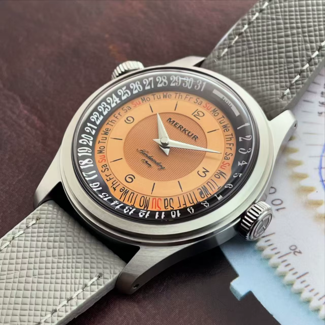 2025 nouveau Merkur double couronne montre universelle rétro manuel montres mécaniques pour hommes