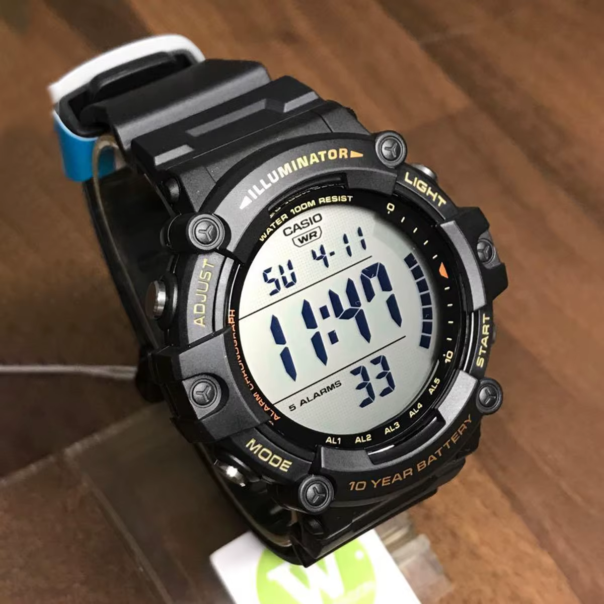 Casio Montre électronique multifonction à grand cadran pour homme Affichage simple et clair AE-1500WHX-1A/3A