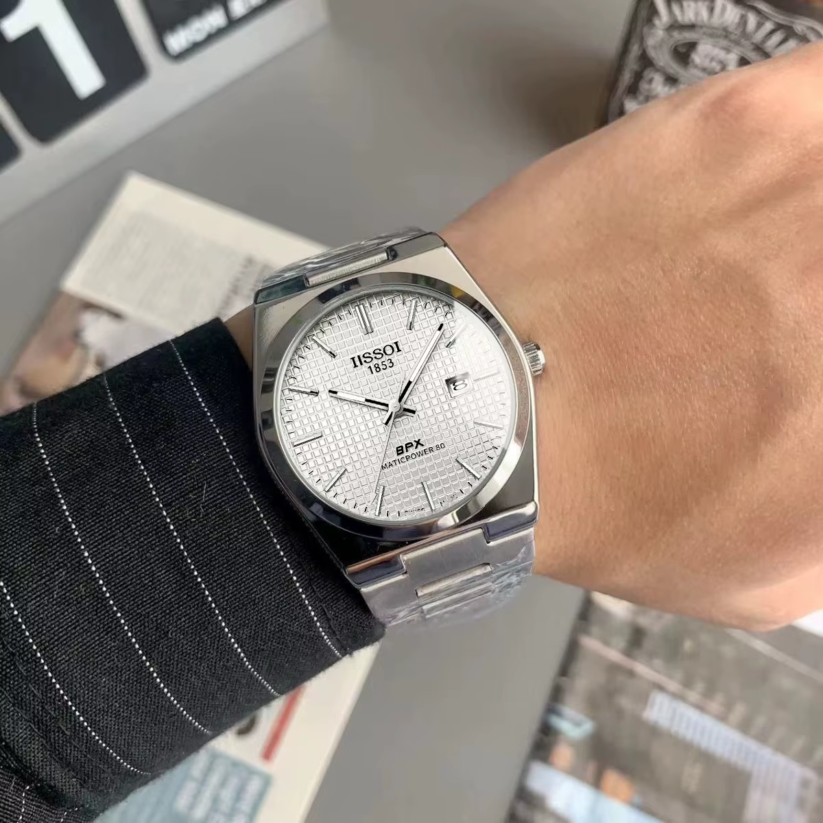 Montre à quartz pour homme de haute qualité