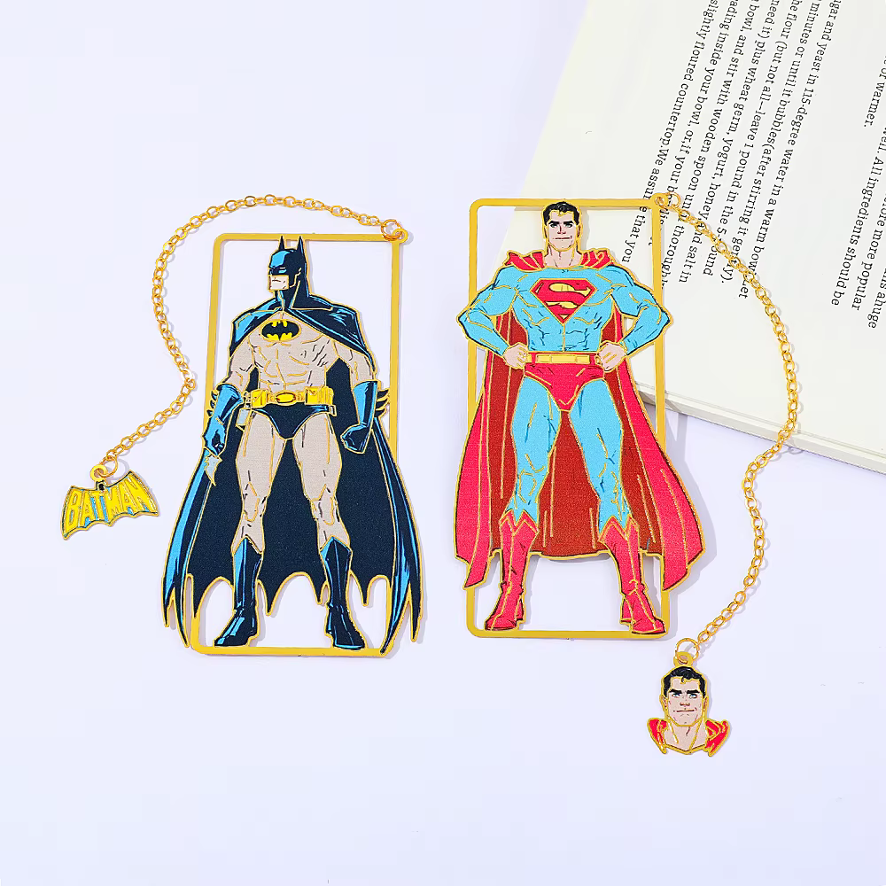 Marque-page en métal Marvel Comics Marvel, cadeaux pour les amateurs de bandes dessinées, accessoires de lecture, papeterie de bureau, fournitures scolaires