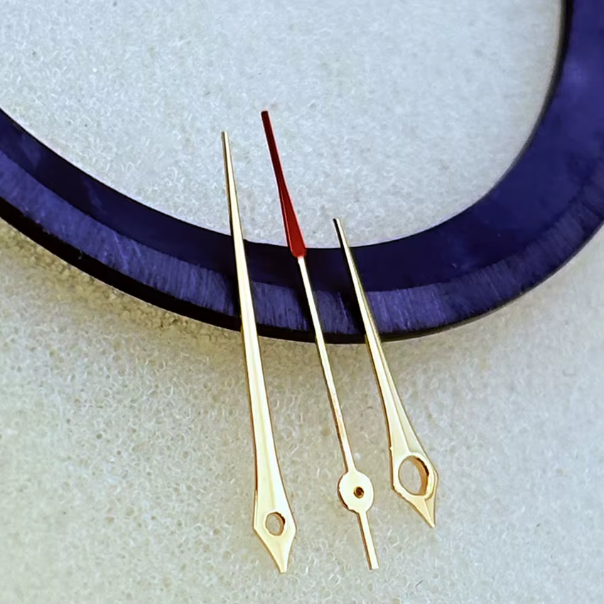 Accessoires de montre : Aiguilles de montre pour mouvement 7120