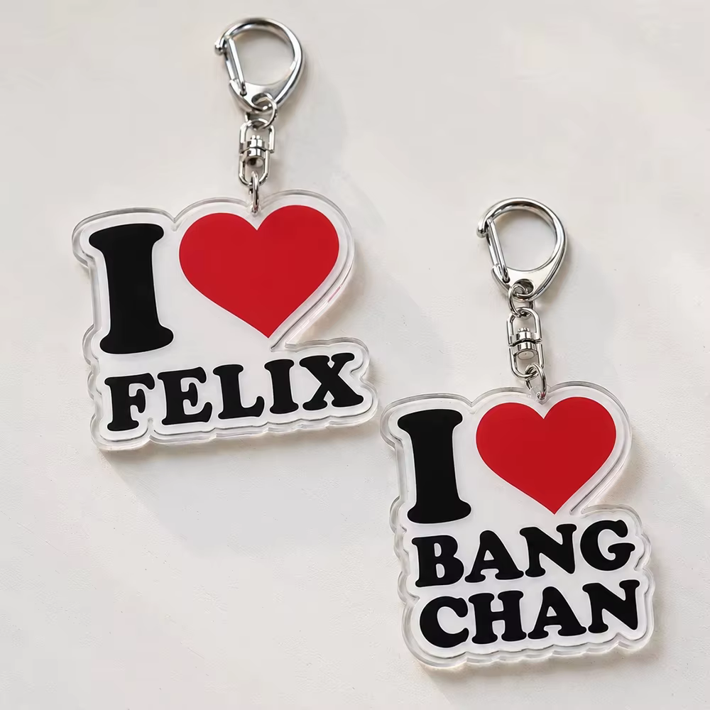 Porte-clés populaires Kpop avec texte de groupe, porte-clés « I Love Name », bijoux, breloques pour sacs à main et téléphones, cadeaux pour fans et amis