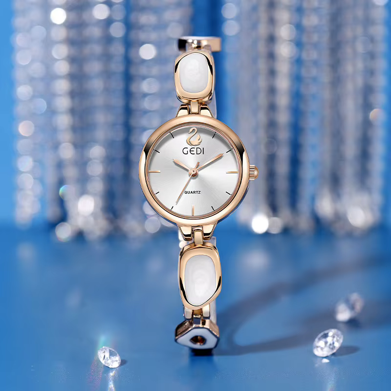 Montre pour femme Style chinois Bracelet montres rose oie Logo Image haute qualité étanche