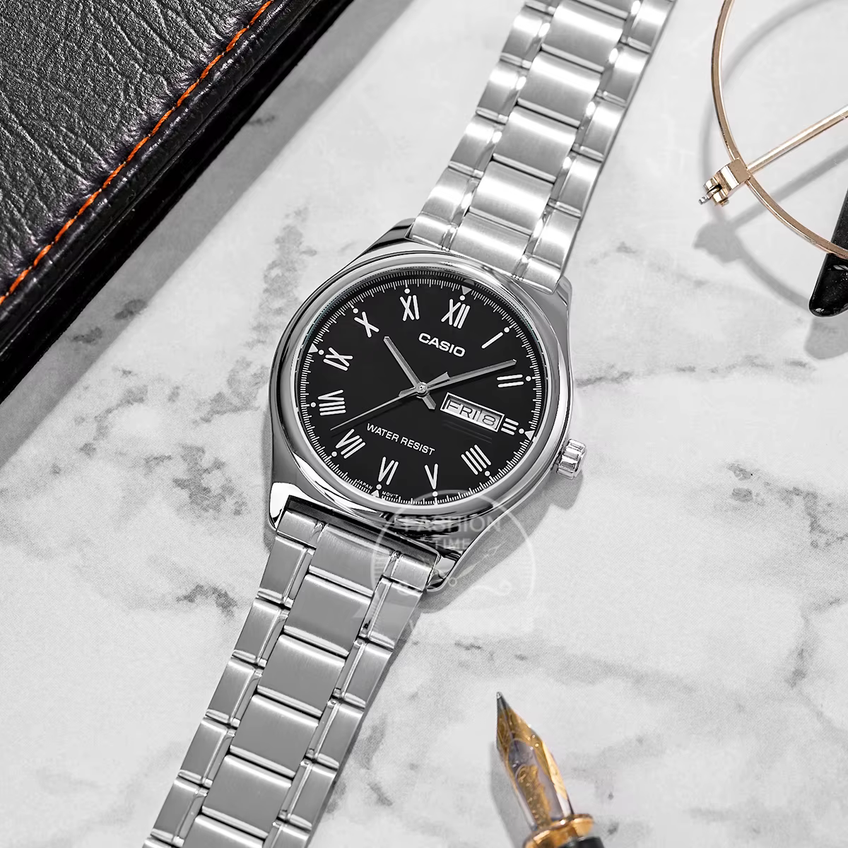 Montre Casio pour hommes simple à la mode