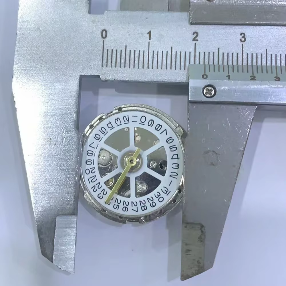 Mouvement de montre automatique en métal à 3 points de soudure 8205, calendrier simple, compatible 2813, pièce de rechange et de réparation