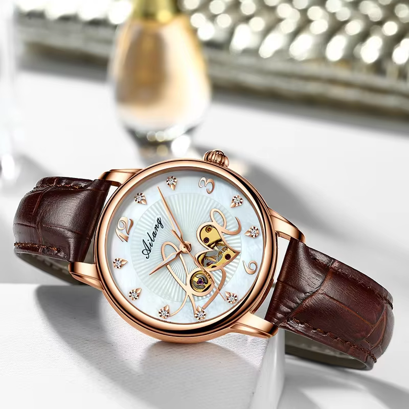 Nouvelle Montre Mécanique Squelette de Luxe pour Femme