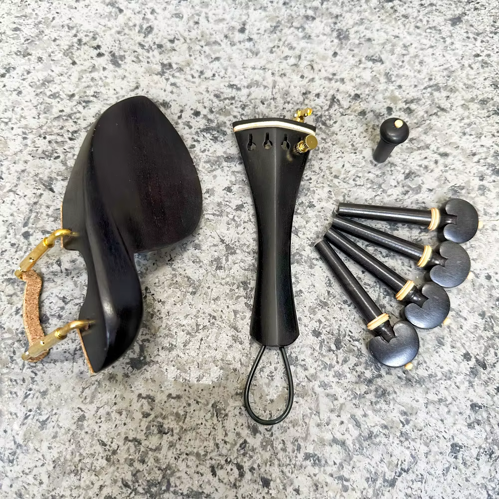 1 ensemble de 4/4 accessoires pour violon et viola 15-16 : mentonnière, chevilles, cordier et bouton de cordier pour violon taille standard