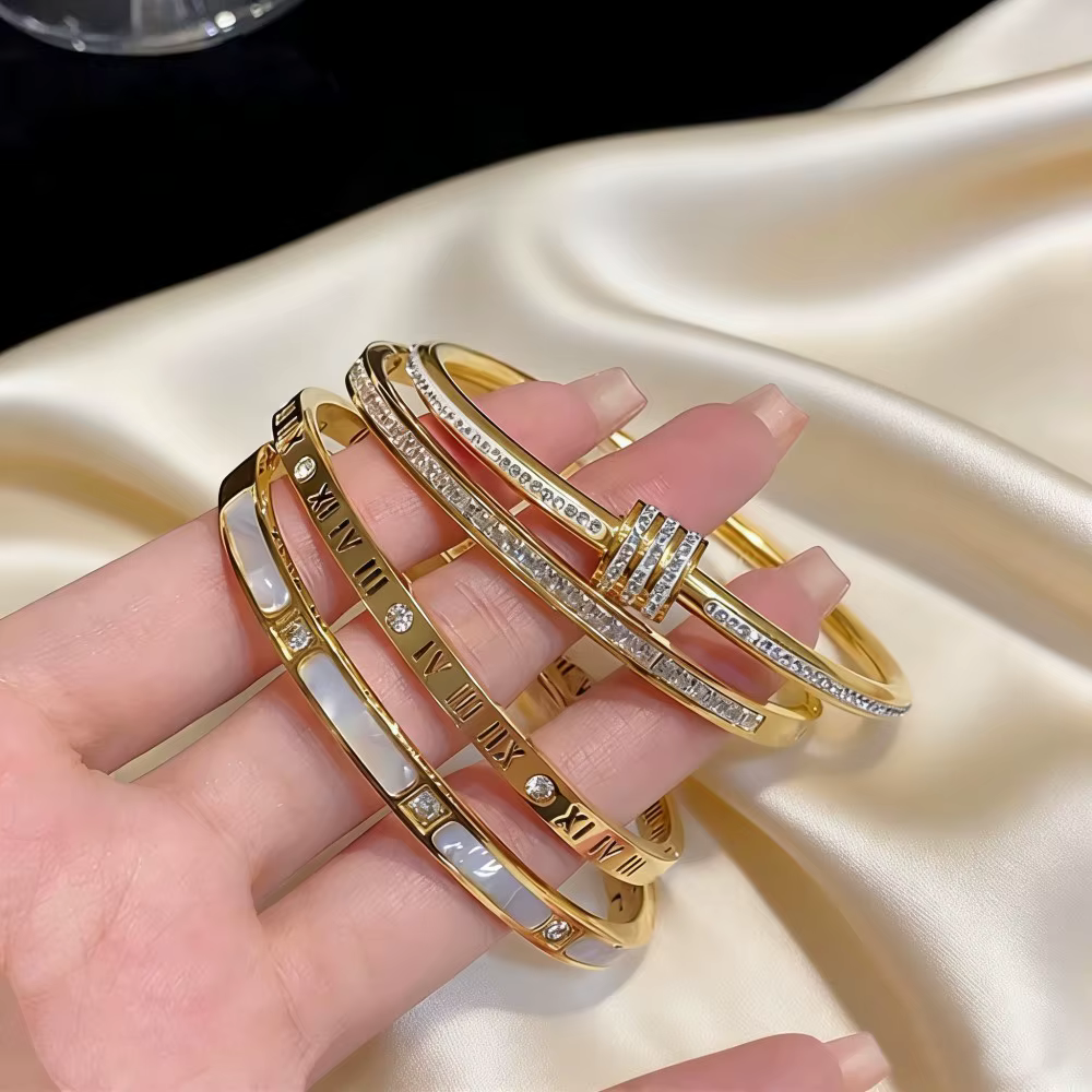 Bracelet jonc de luxe en acier inoxydable plaqué or pour femme, accessoire de mode, cadeau fête des Mères ﻿