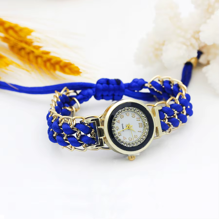 Montre habillée en or pour femmes