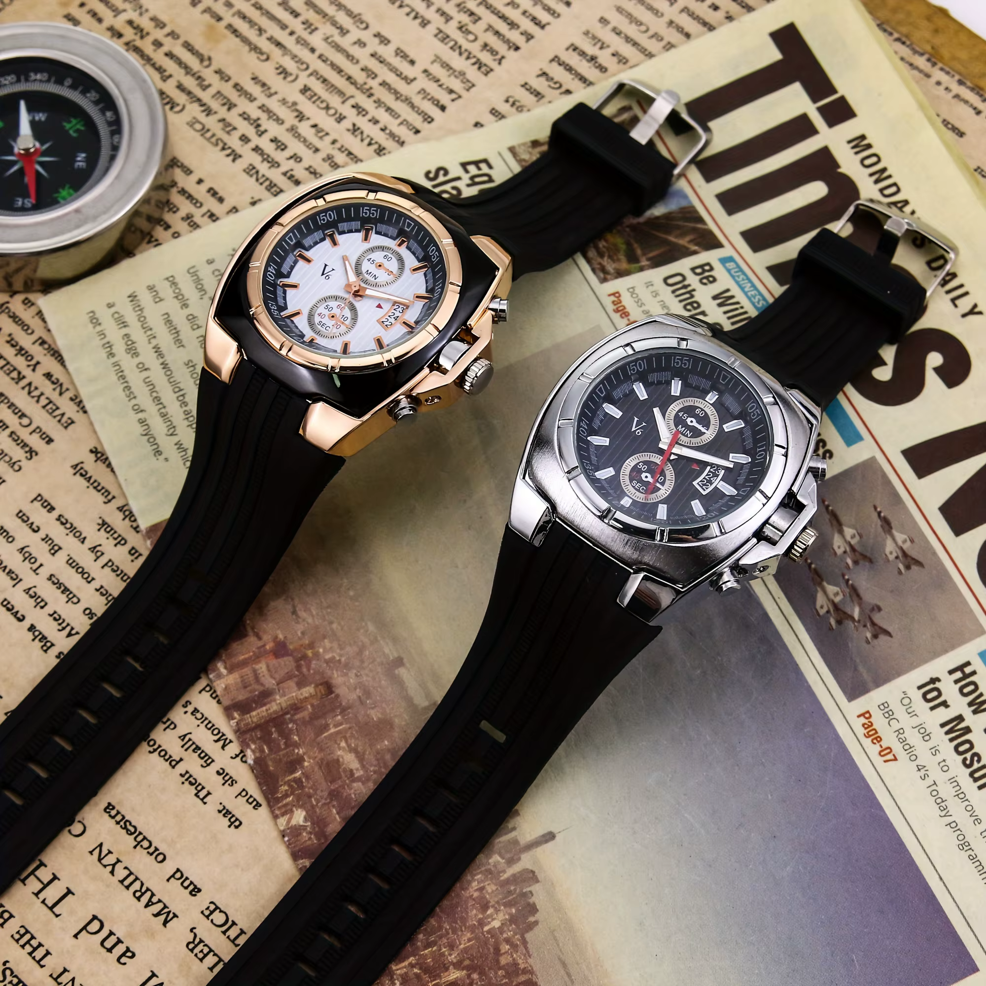 Nouvelle montre de sport de plein air à la mode en silicone pour hommes calendrier à trois yeux multifonctionnel grand