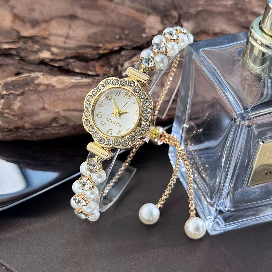 Montre à Quartz pour femmes, Bracelet ouvert en perles à Double rangée, boîtier incrusté de diamants, échelle de chiffres arabes