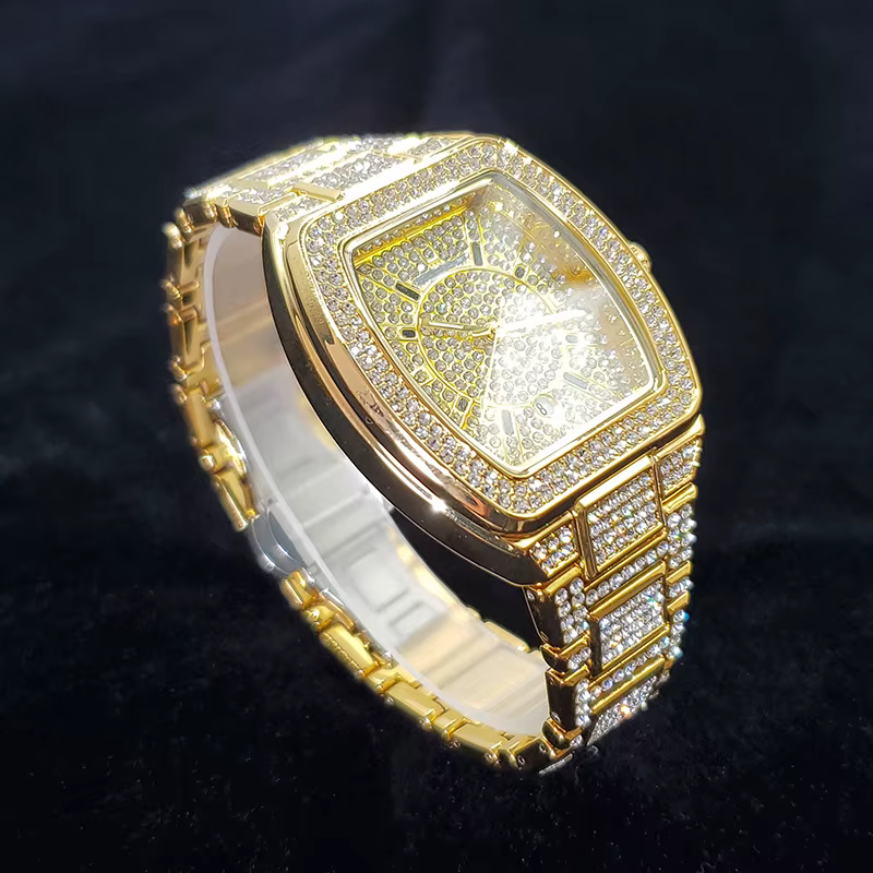 Montre en diamant de luxe pour hommes
