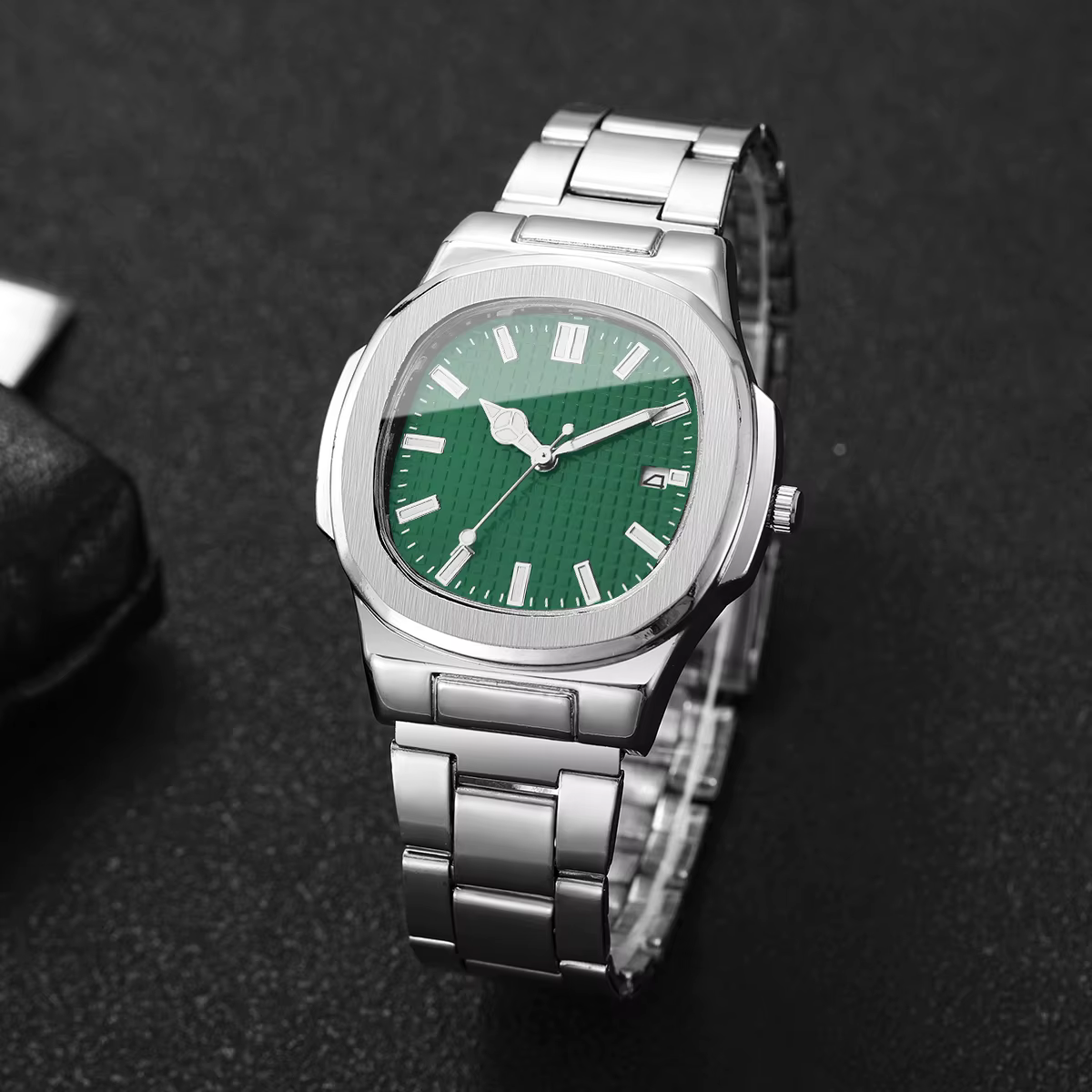 Montres de luxe carrées pour hommes