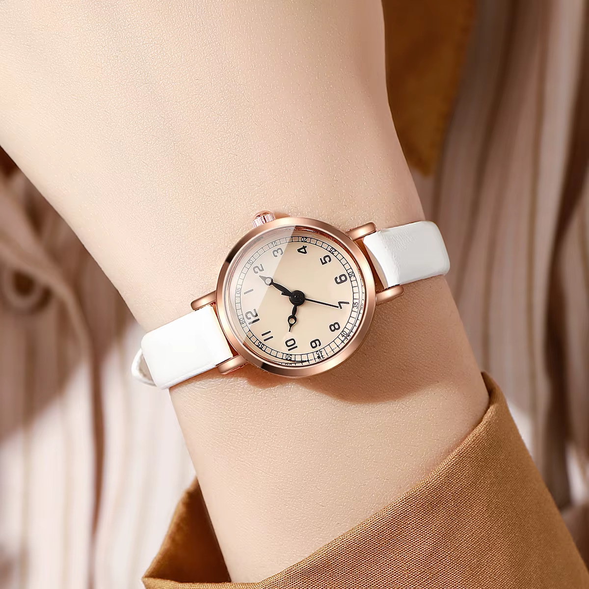 Mode petites femmes montres élégant Ultra-mince bracelet en cuir dames Quartz montre-bracelet Reloj Mujer filles horloge cadeau