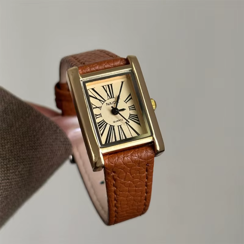 Offre spéciale femmes montre mode bracelet en cuir montres à Quartz de luxe cadran romain fille dames cadeau